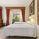 Beachfront With Parking San Pedro Alcántara Playa 5 Min Puerto Banús Marbella
