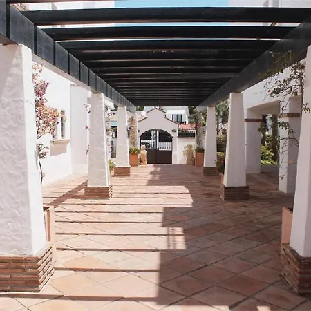 Apartamento Beachfront With Parking San Pedro Alcántara Playa 5 Min Puerto Banús Marbella